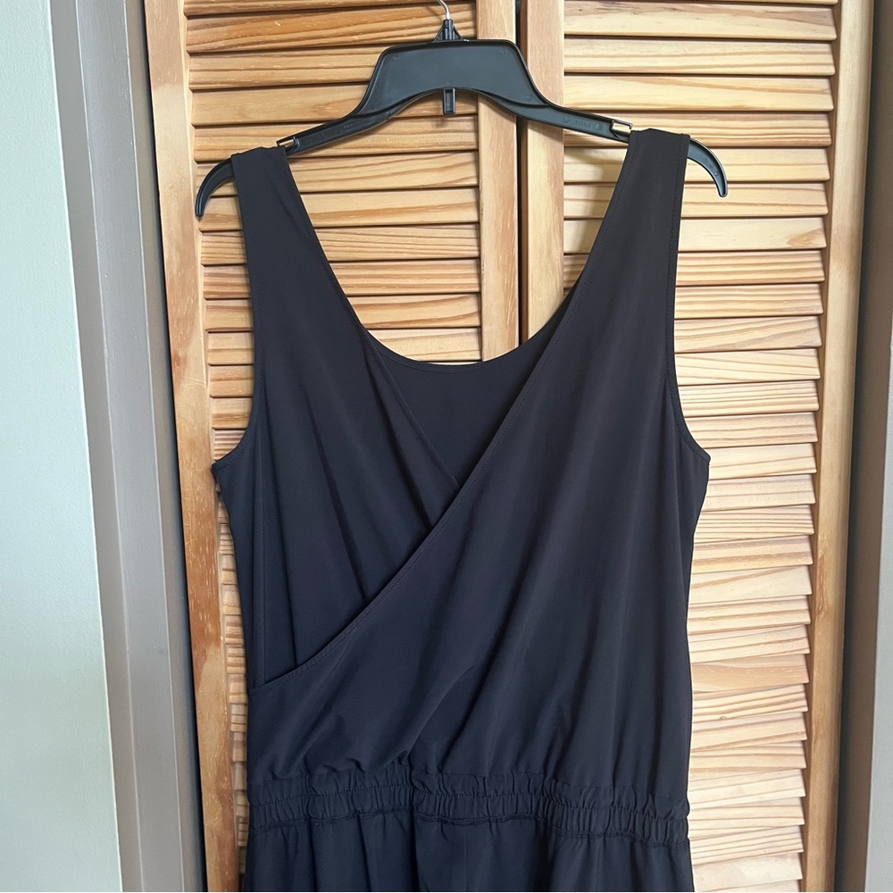 Athleta Crossback Black Sleeveless Jumpsuit Romoer Athletic Joggers Size 12 - Picture 5 of 14
